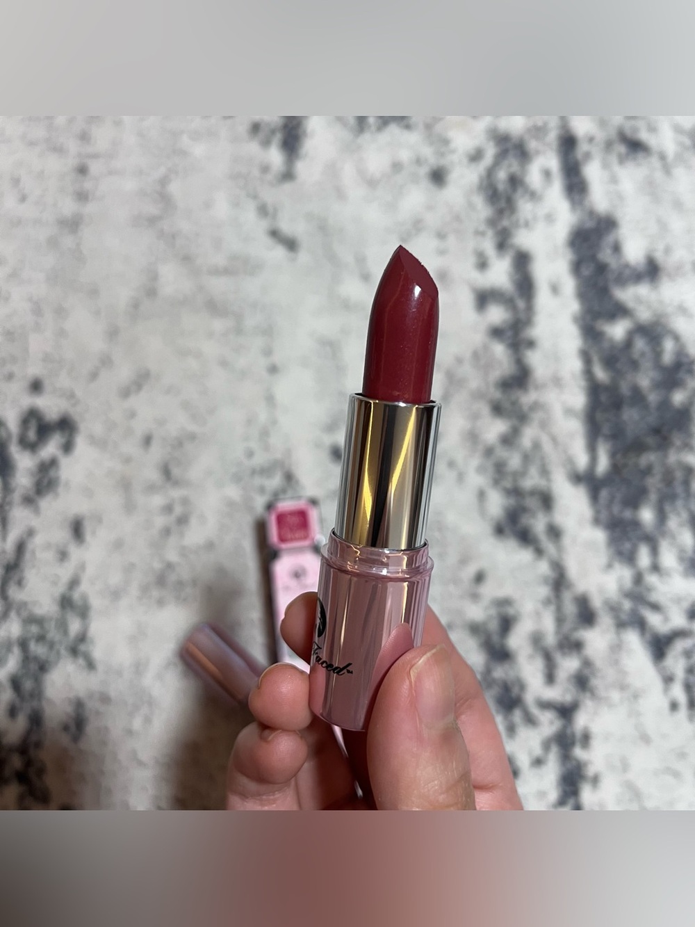 Too Faced Lip Of Luxury Champagne Essence Lipstick Sex Kitten